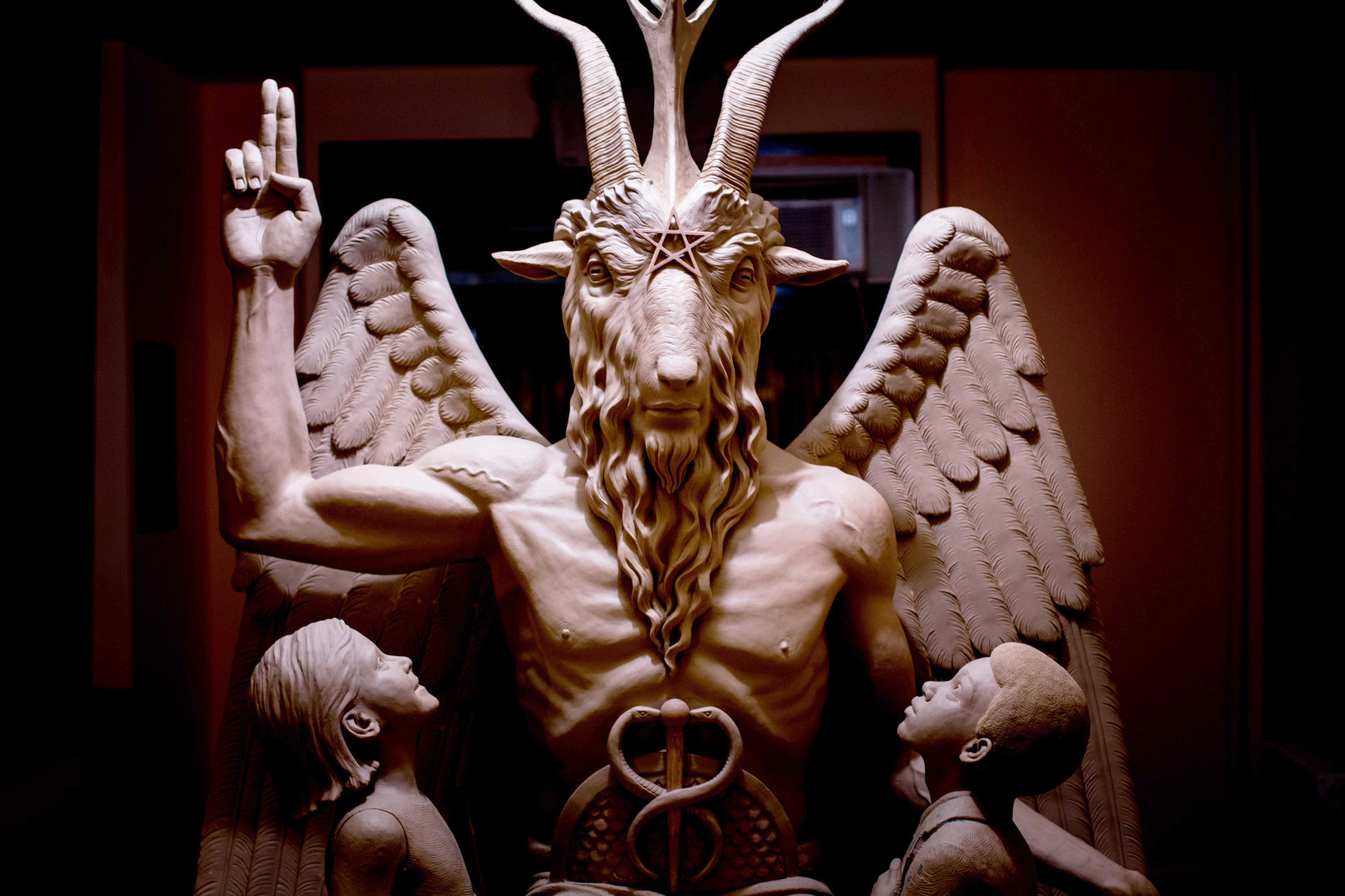 09-SATANICTEMPLE-superJumbo.jpeg