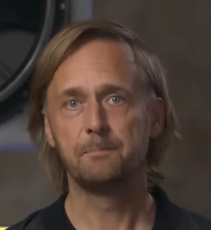1610599353475.png
