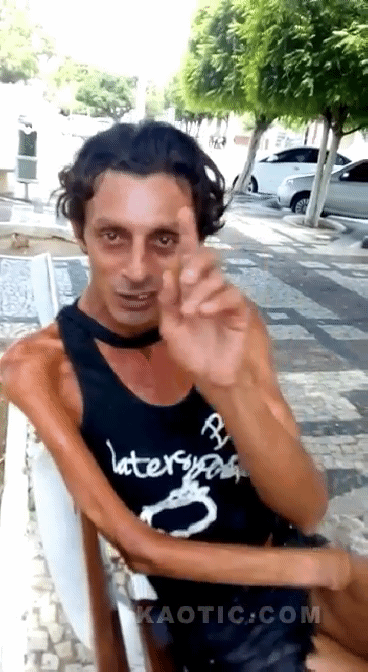 1636032350137.gif