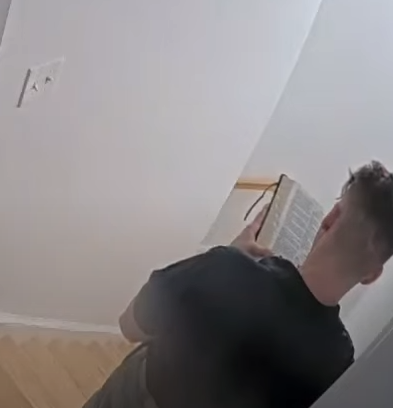 1682302352232.png