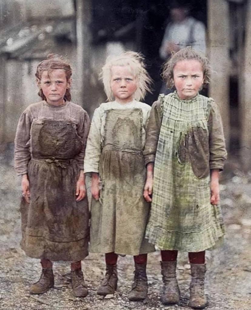 1909oysterhands.jpeg