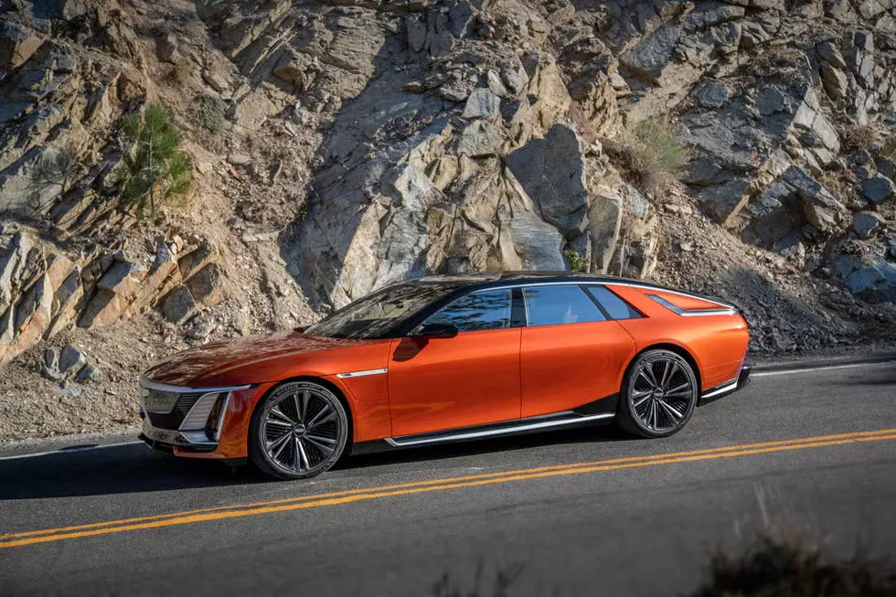2025-cadillac-celestiq.webp