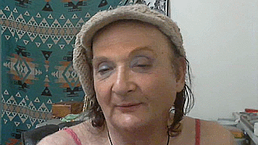 222 - KKaRIDw.gif