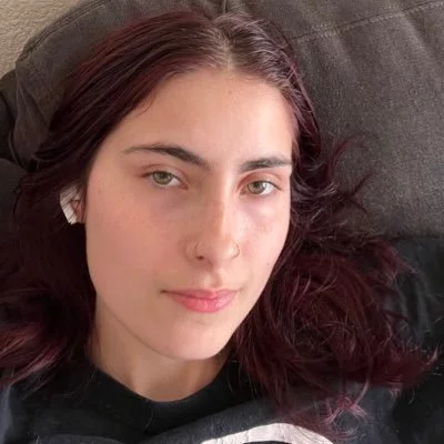 7zxHXtKd_400x400.webp