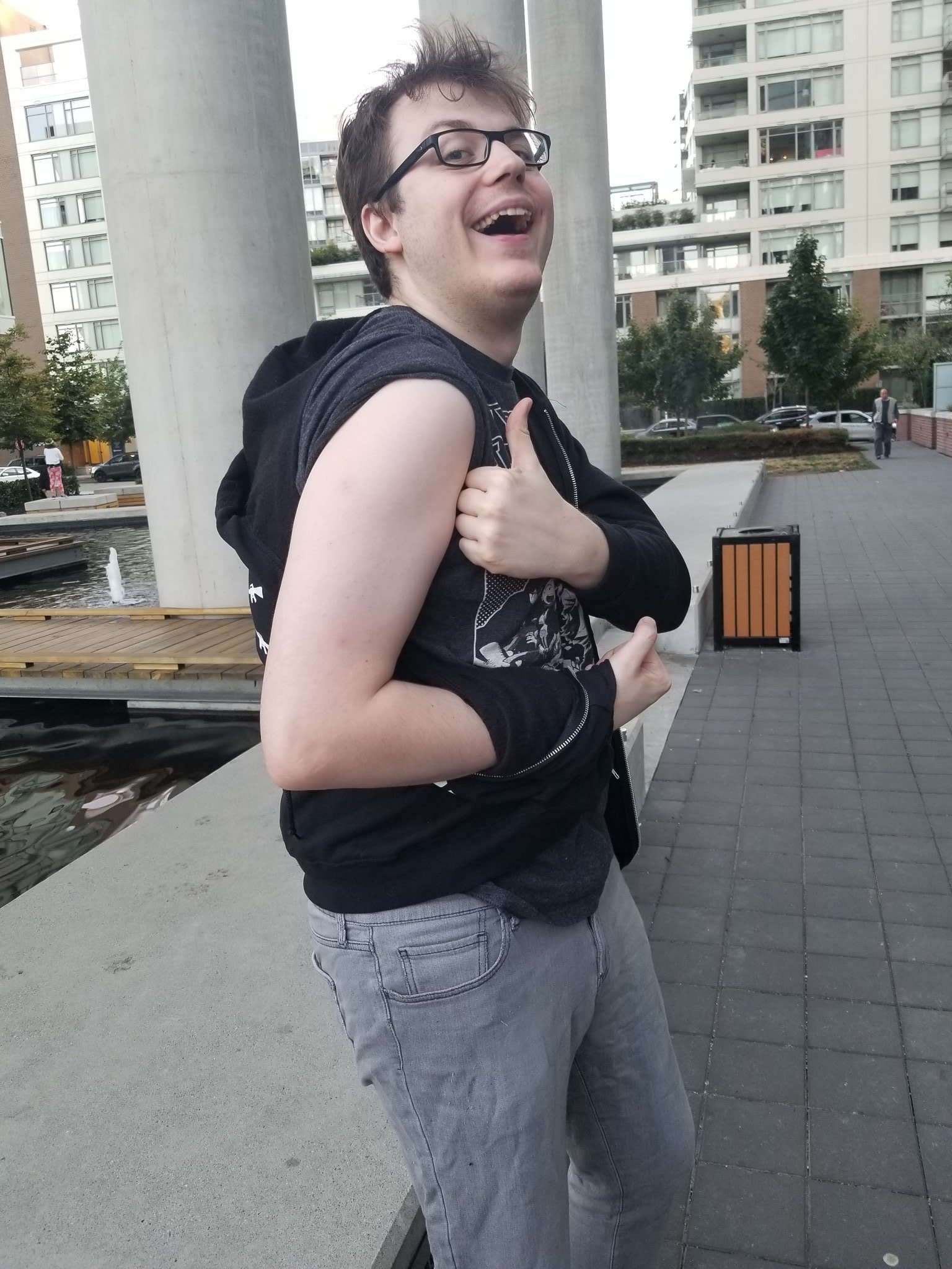 8E2475CB-1972-421E-AA2C-15F790707D65.jpeg