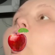 apple (1).jpg