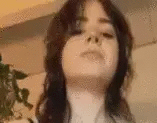 arin_hansen.gif
