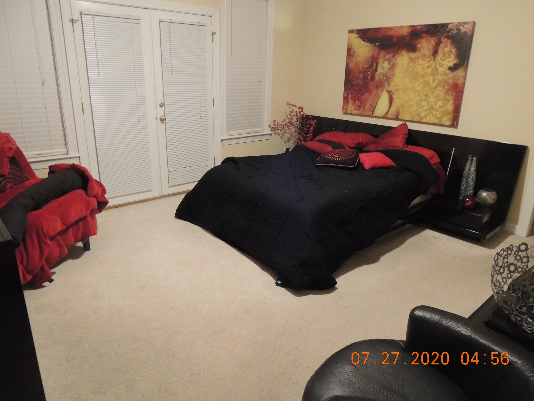 bed1.jpg