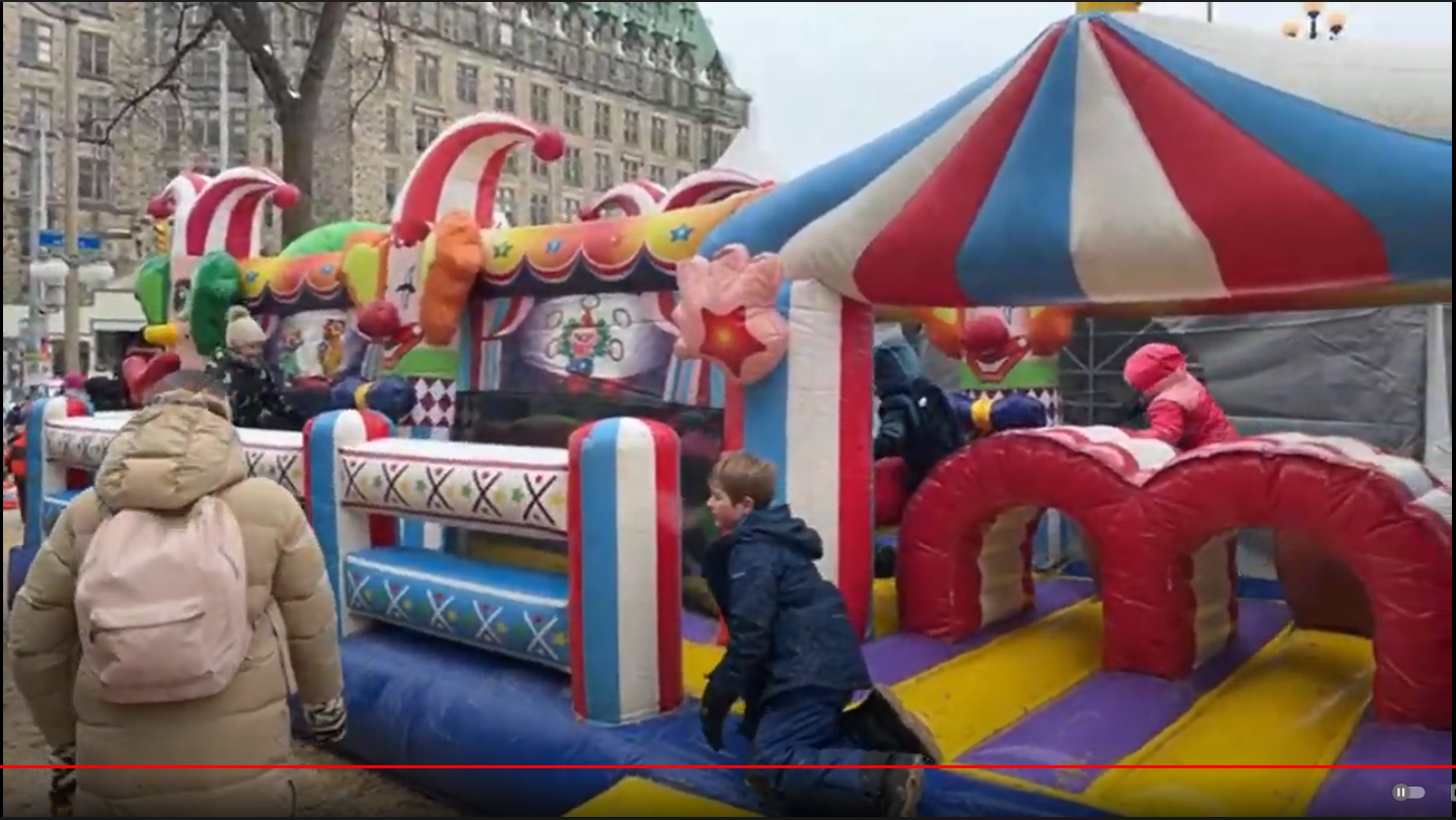 bounce house.PNG
