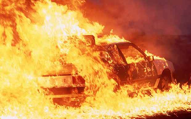 car2.jpg