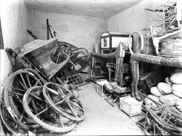 chariots.jpg