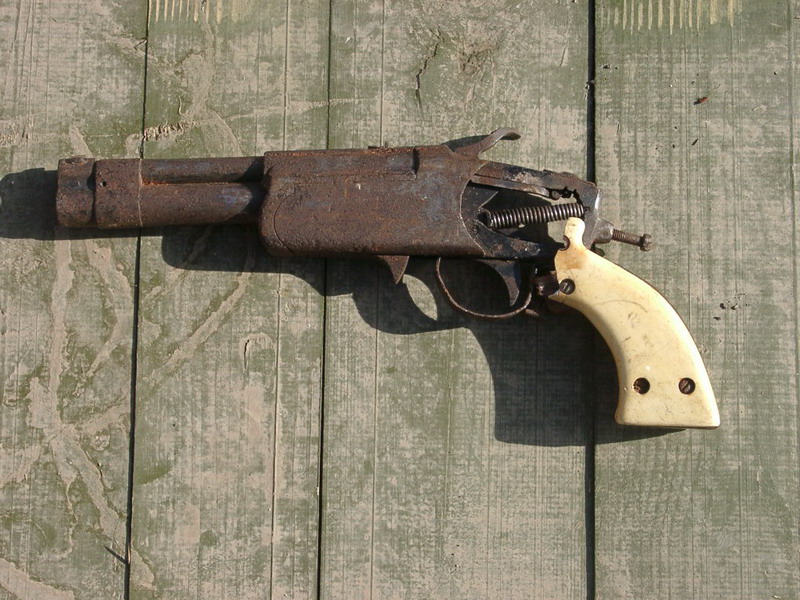 chechenpistol.jpg