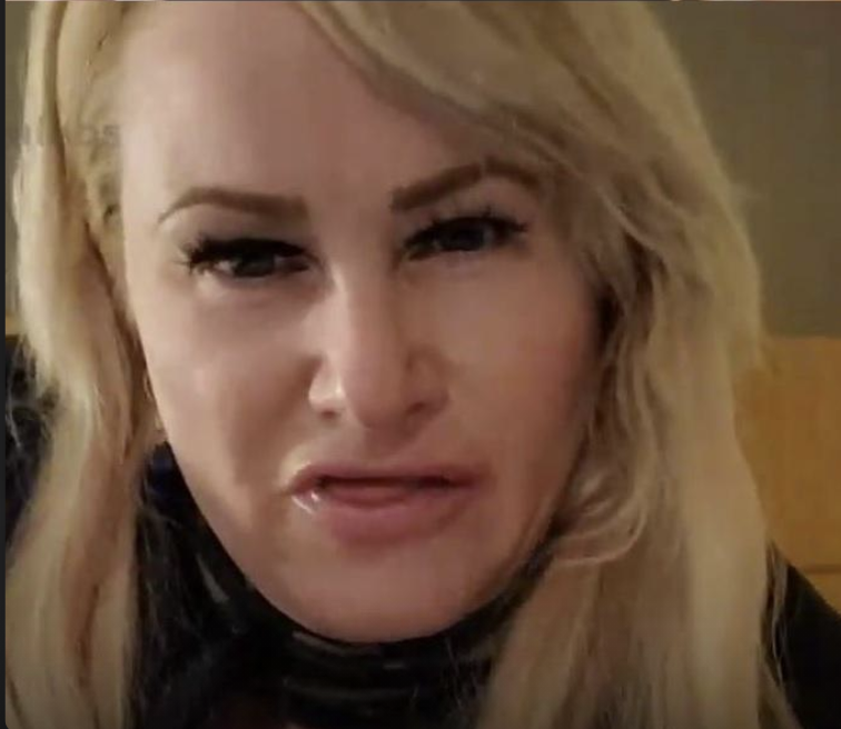 corinne.png