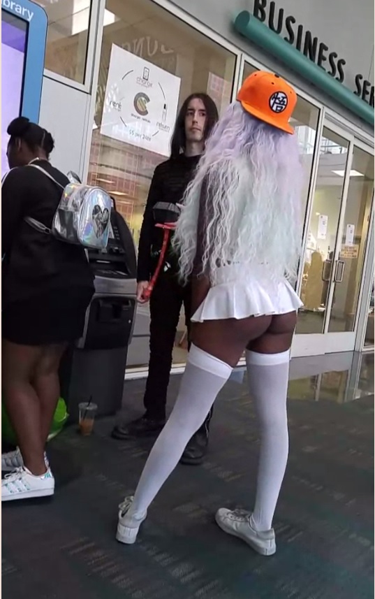 680627