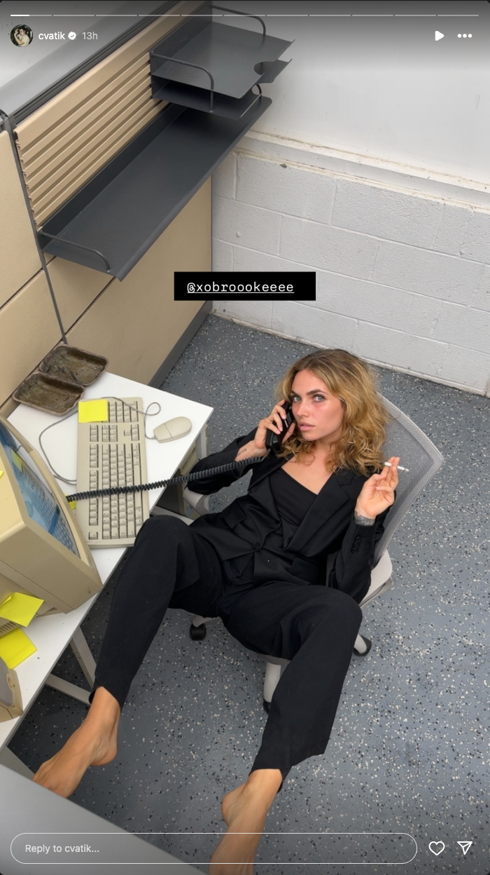 CubicleHoe1A.webp