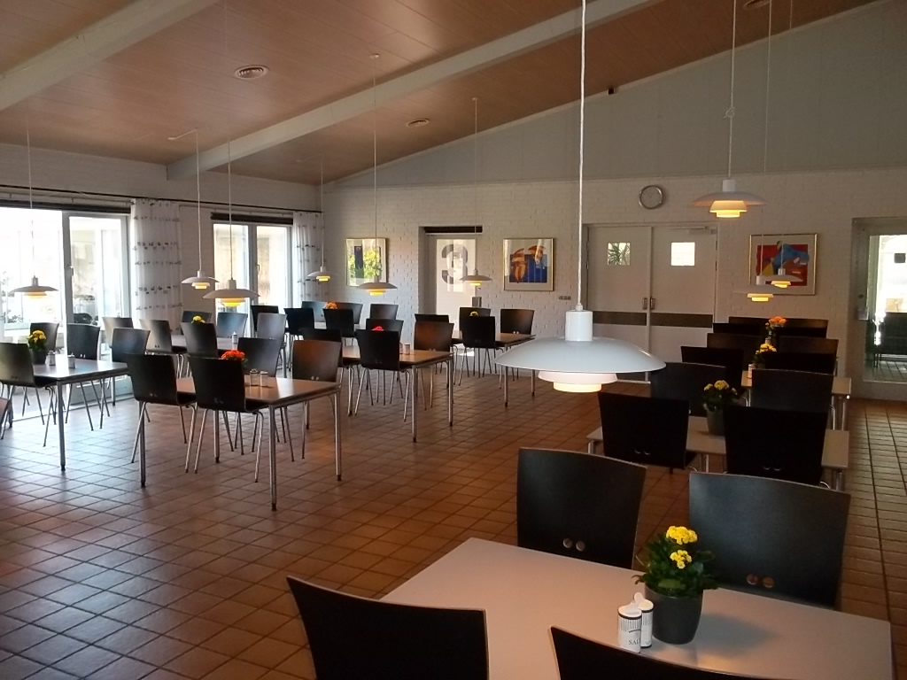 Dining Room.jpg