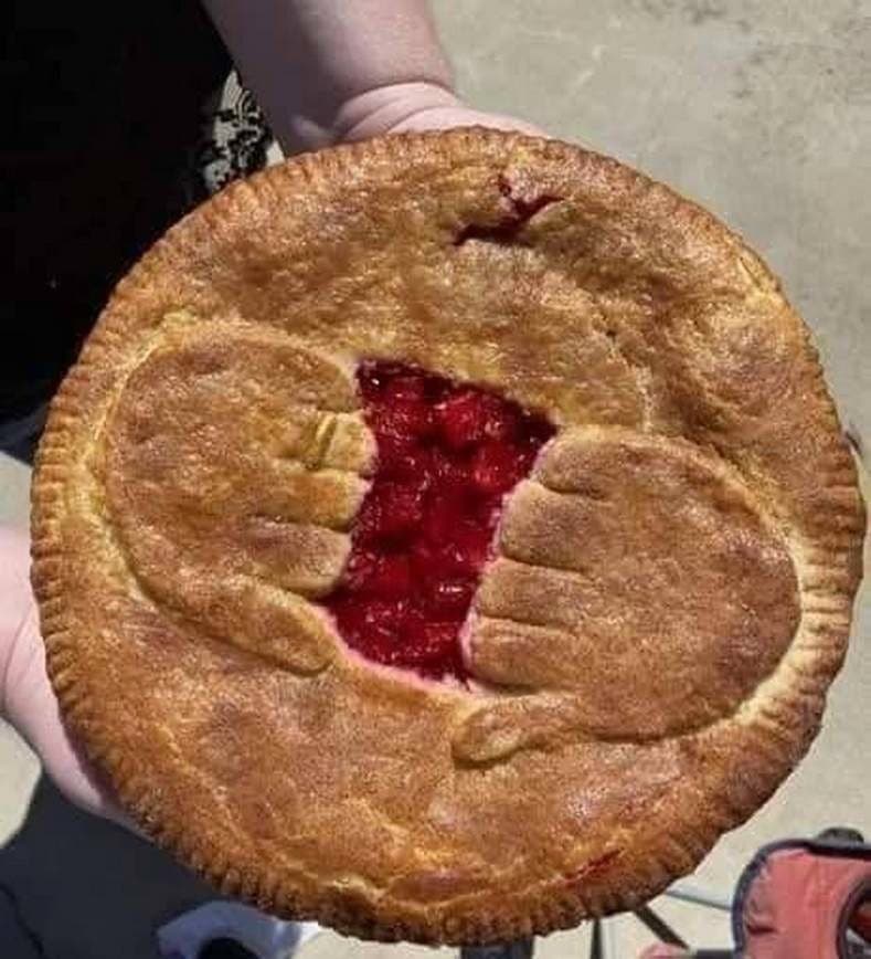goatse-pie.jpg