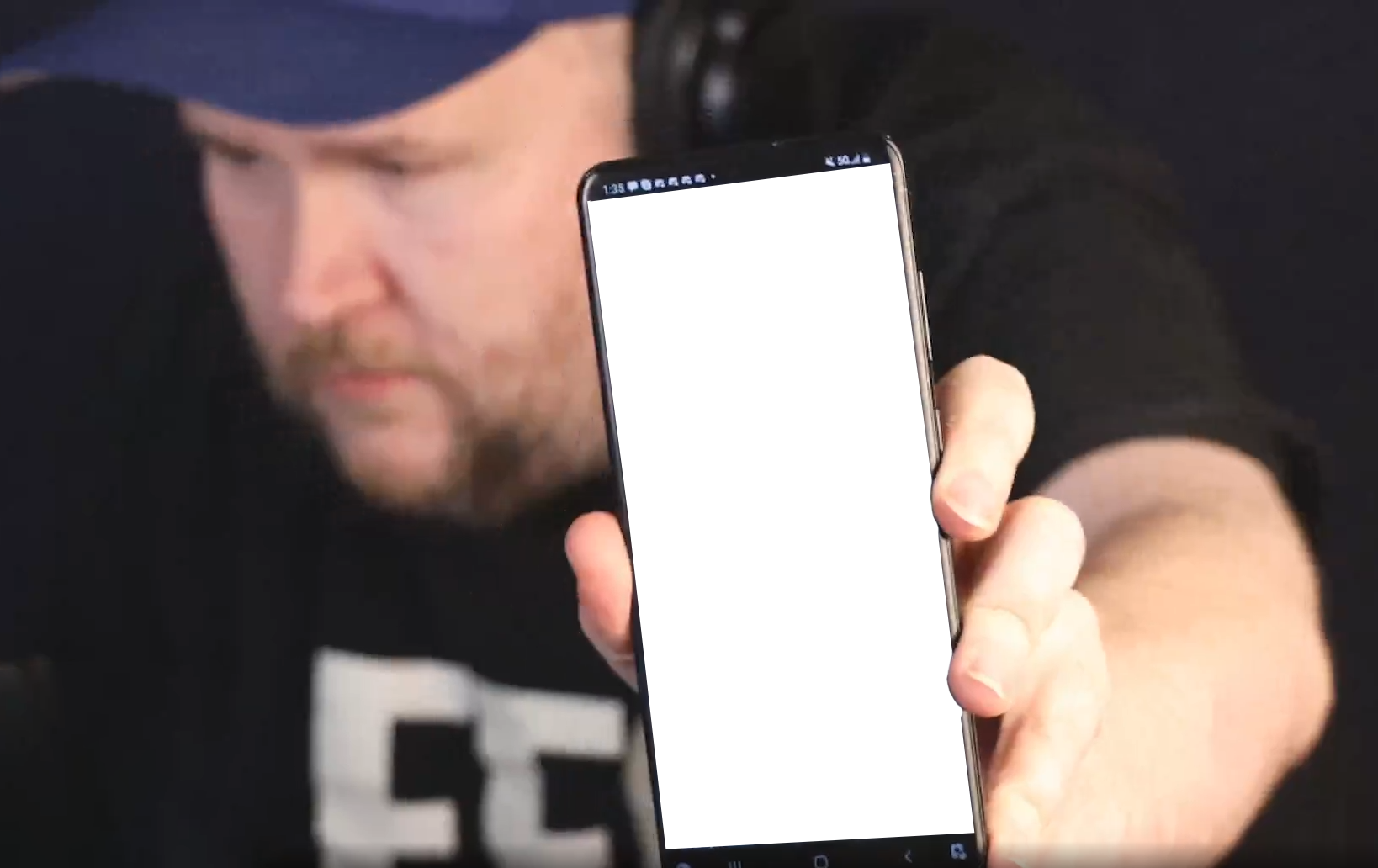 hoovesphone.png