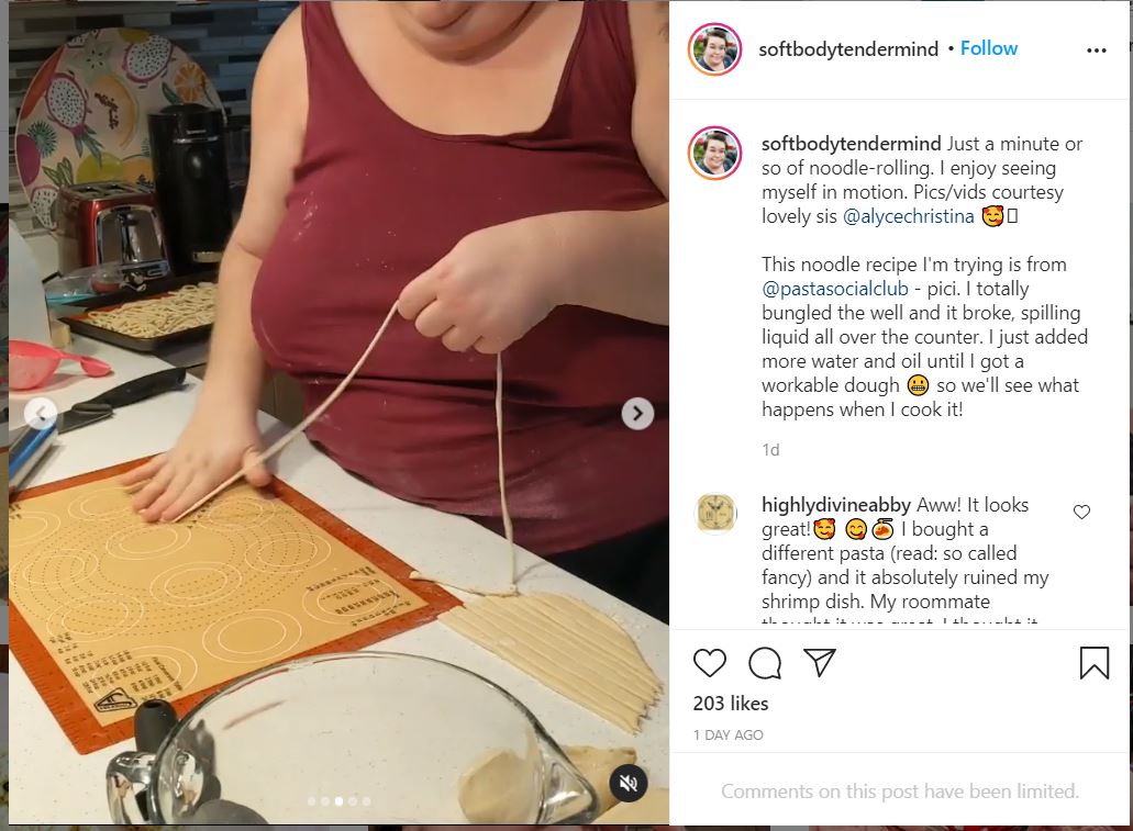 kellyinsta3c.JPG