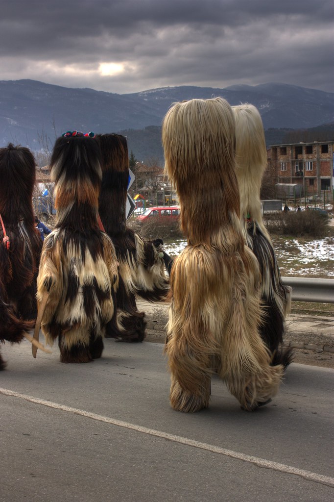 kukeri_walking.jpg