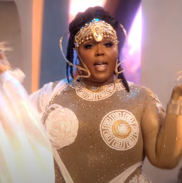 lizzo3.PNG