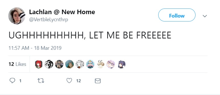698993