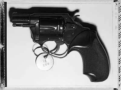 revolver051205_400.webp