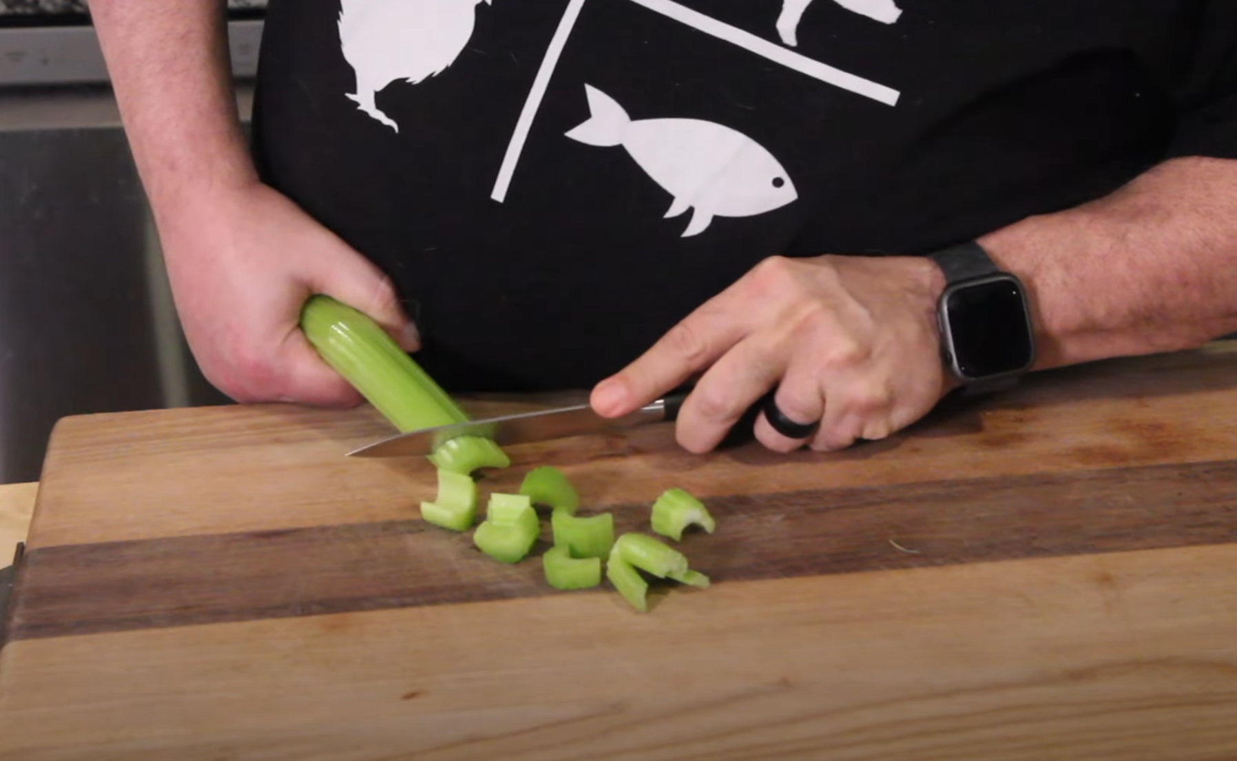 sadknives.png