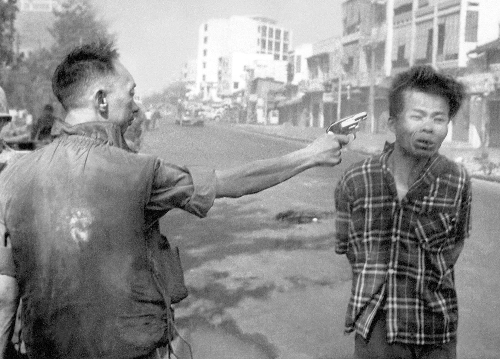 Saigon_Execution_(cropped).jpg