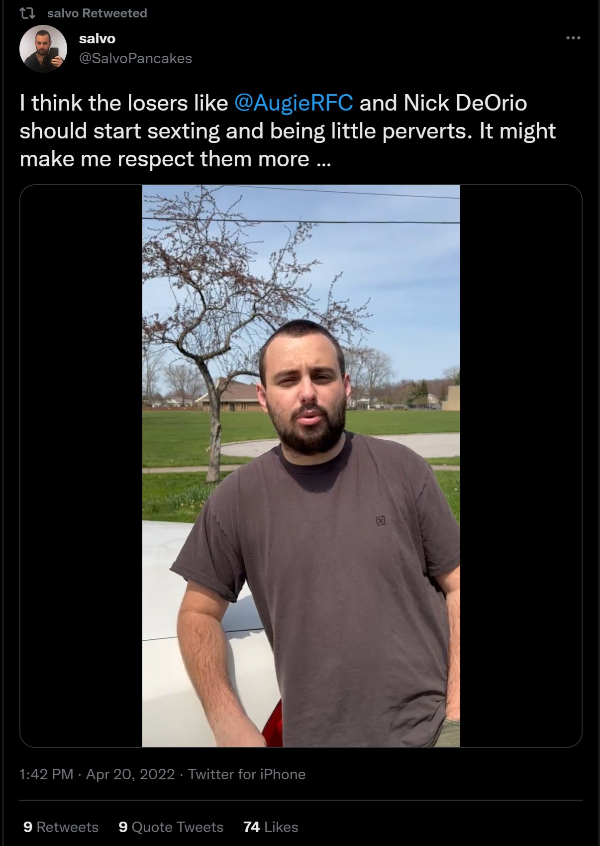 salvo.jpg