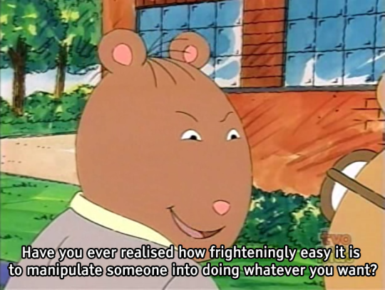 721818