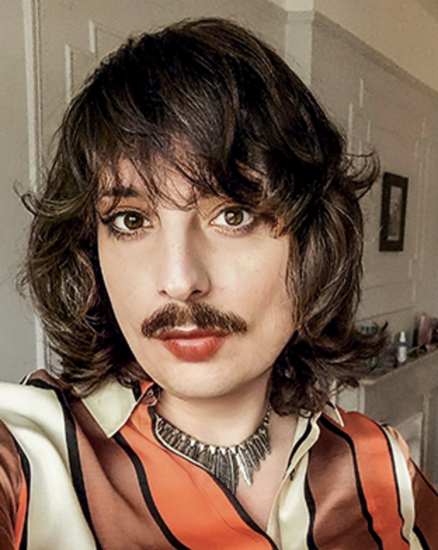 stache.png