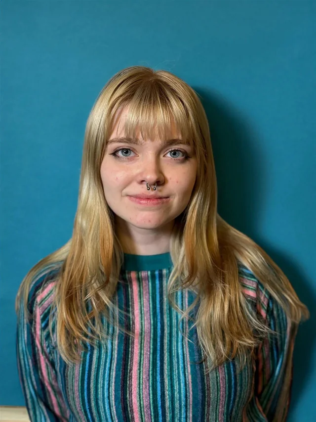 Taylor cute.png