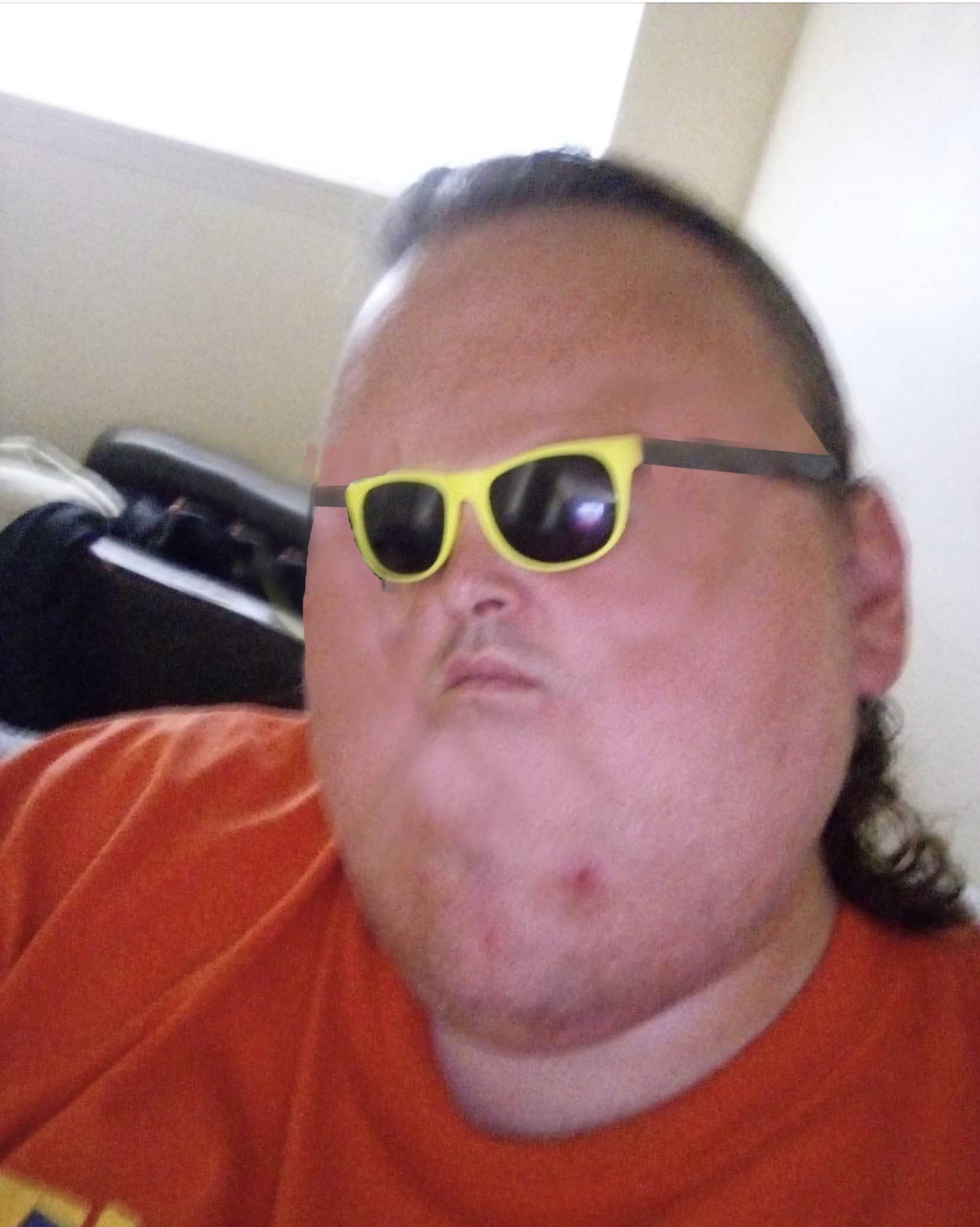 tinyfacelucas2.png