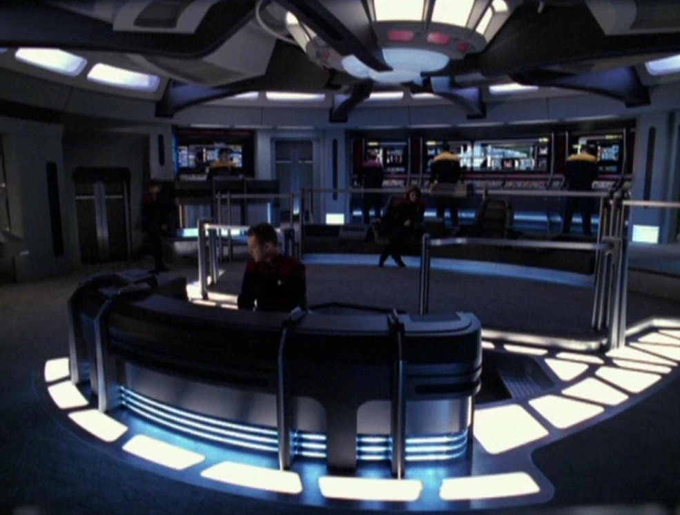 Voyager_Bridge.webp