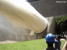 Water spouting.gif