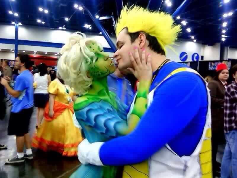 Evan_Gragg_at_con.jpg