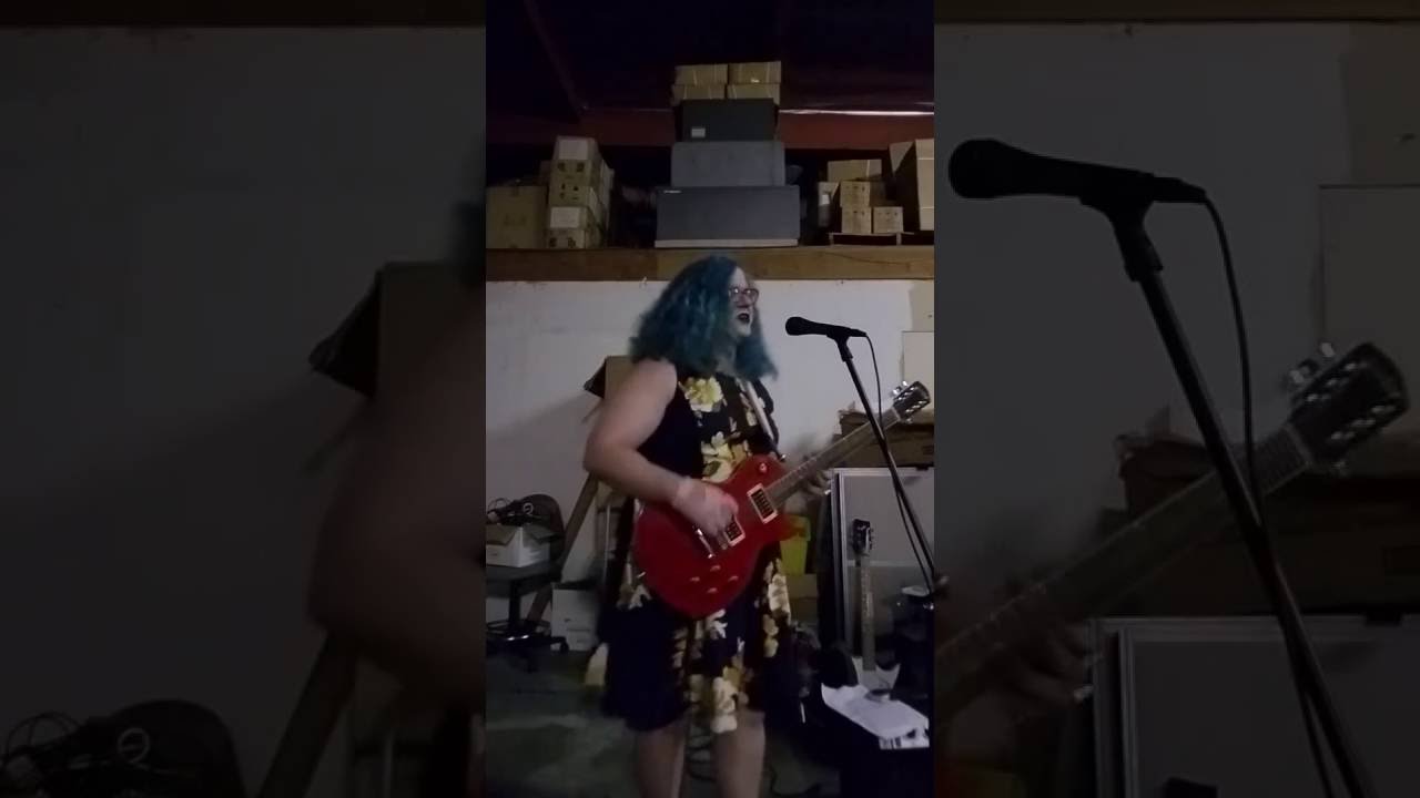 www.youtube.com